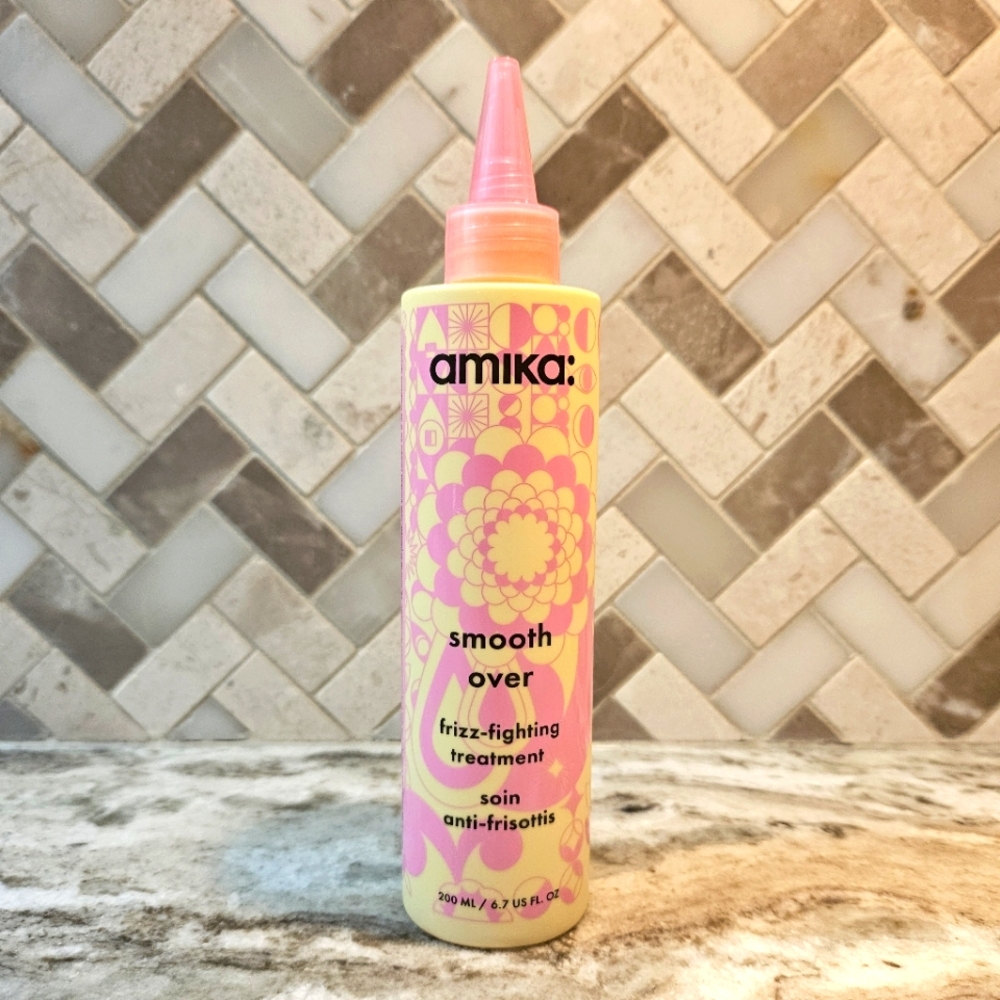 Amika Smooth Over Frizz-Fighting Treatment